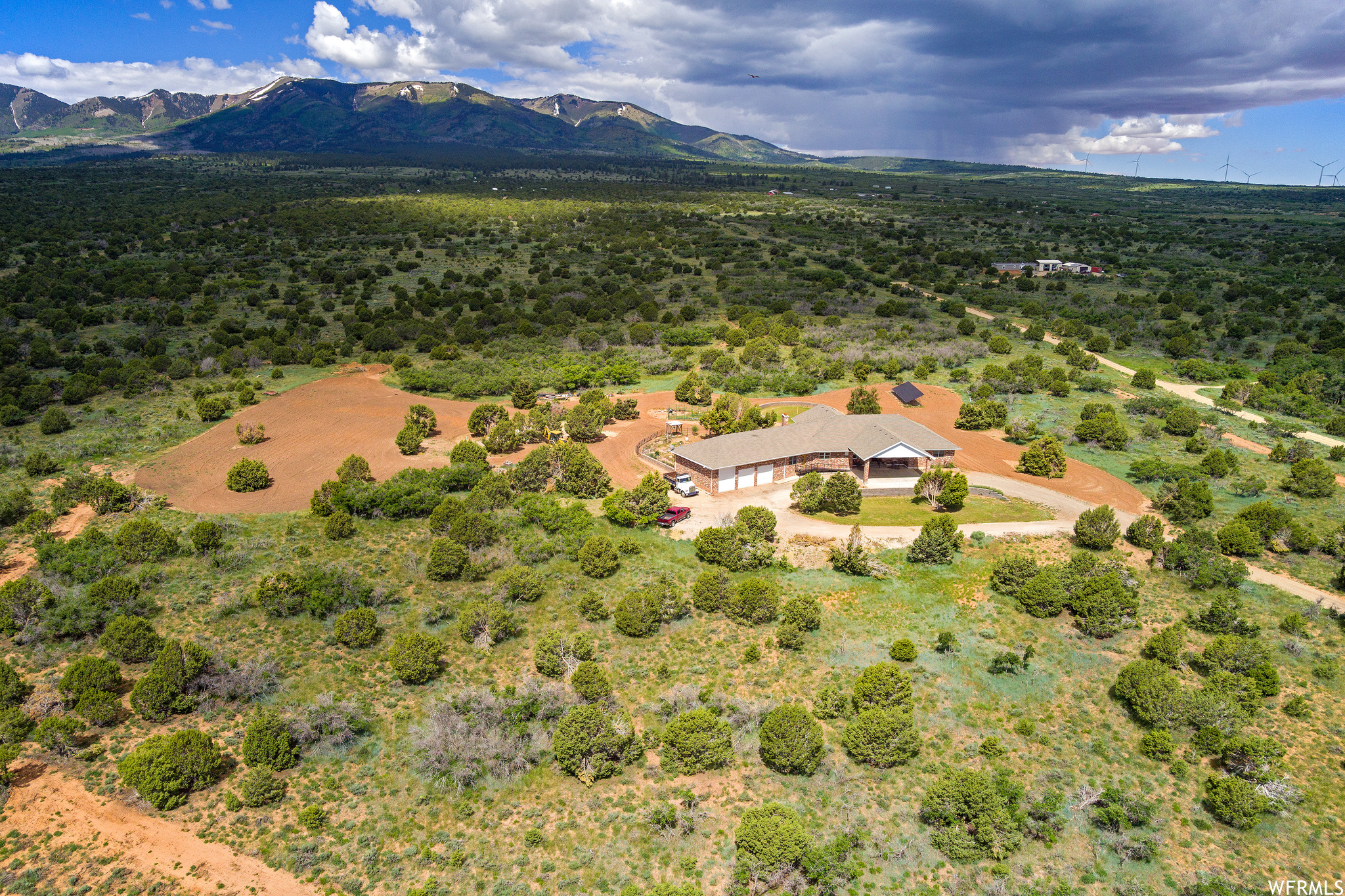 main property photo 10