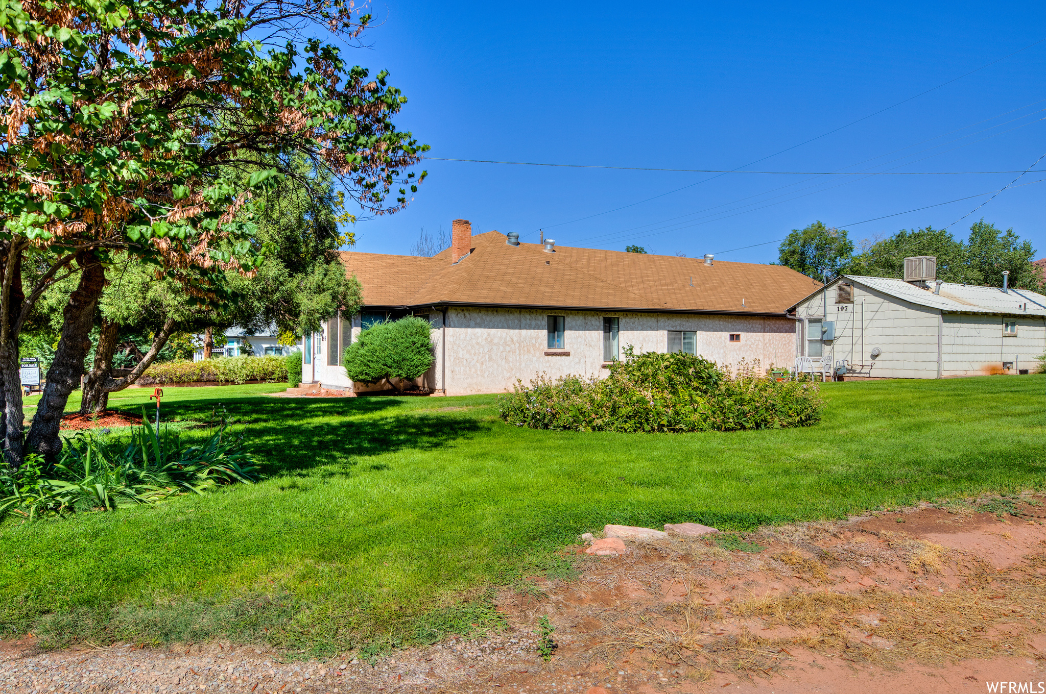 main property photo 12