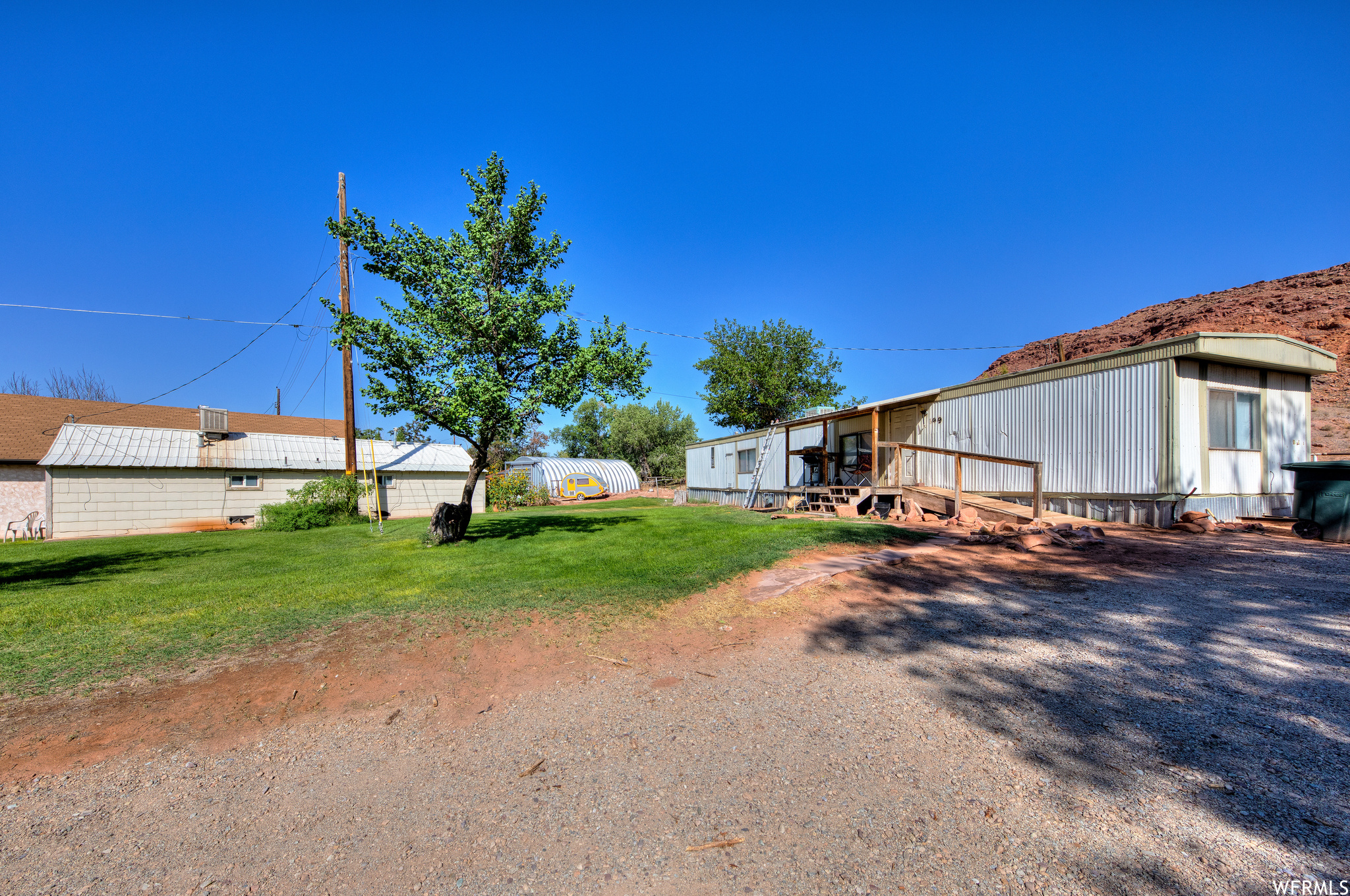 main property photo 16