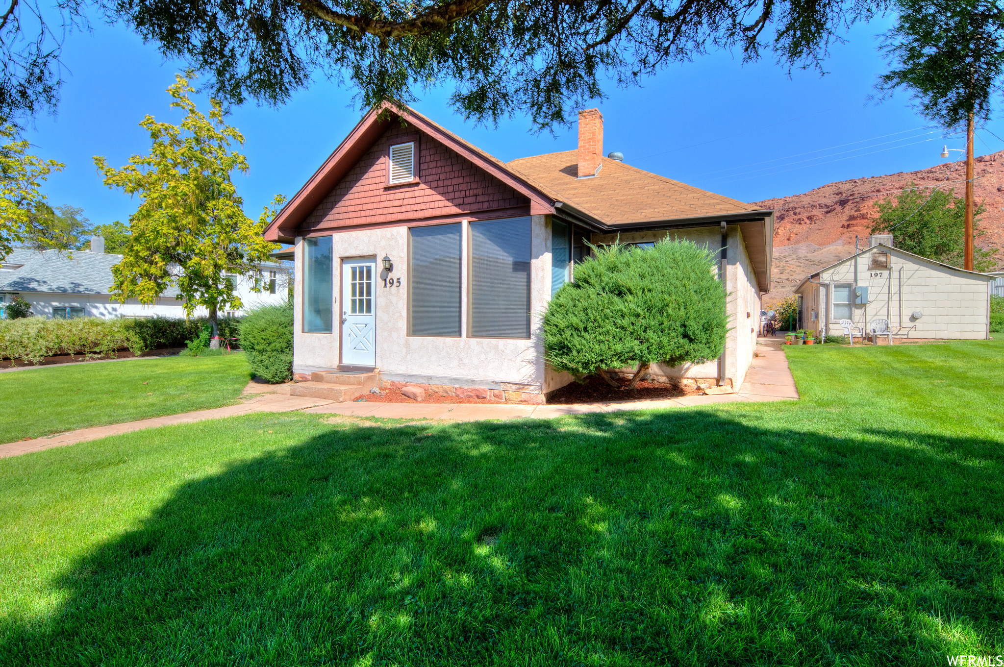 main property photo 9