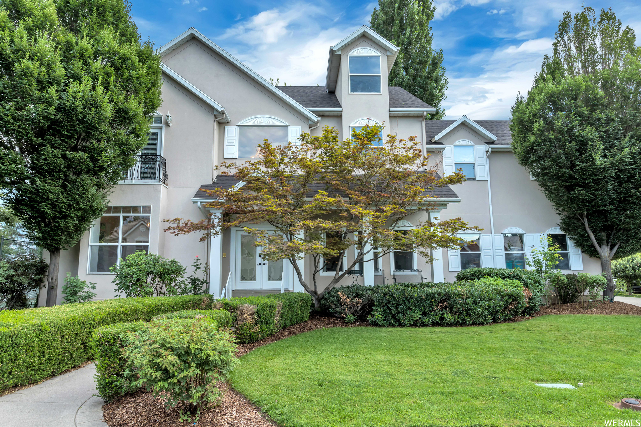 main property photo 0