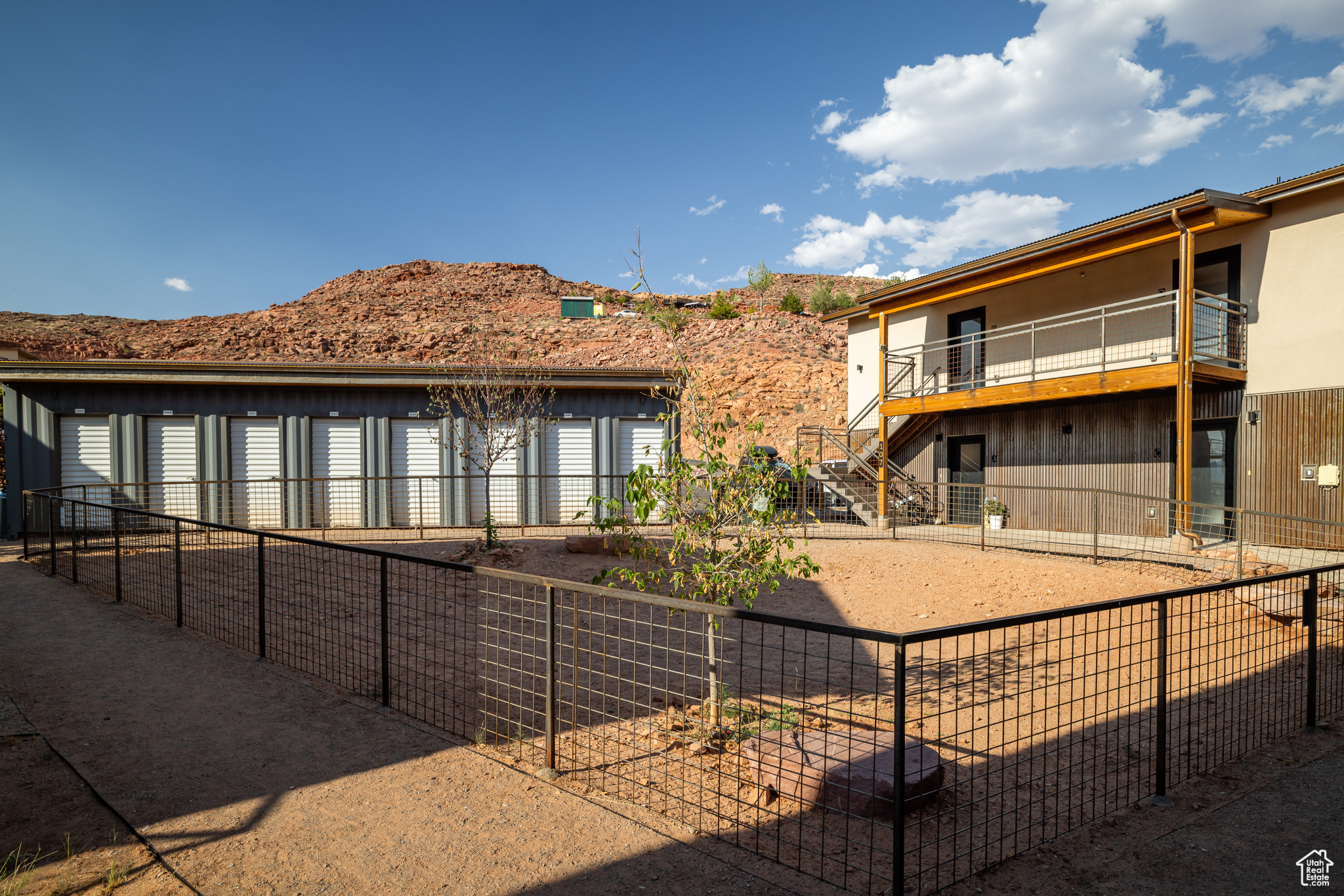 main property photo 20