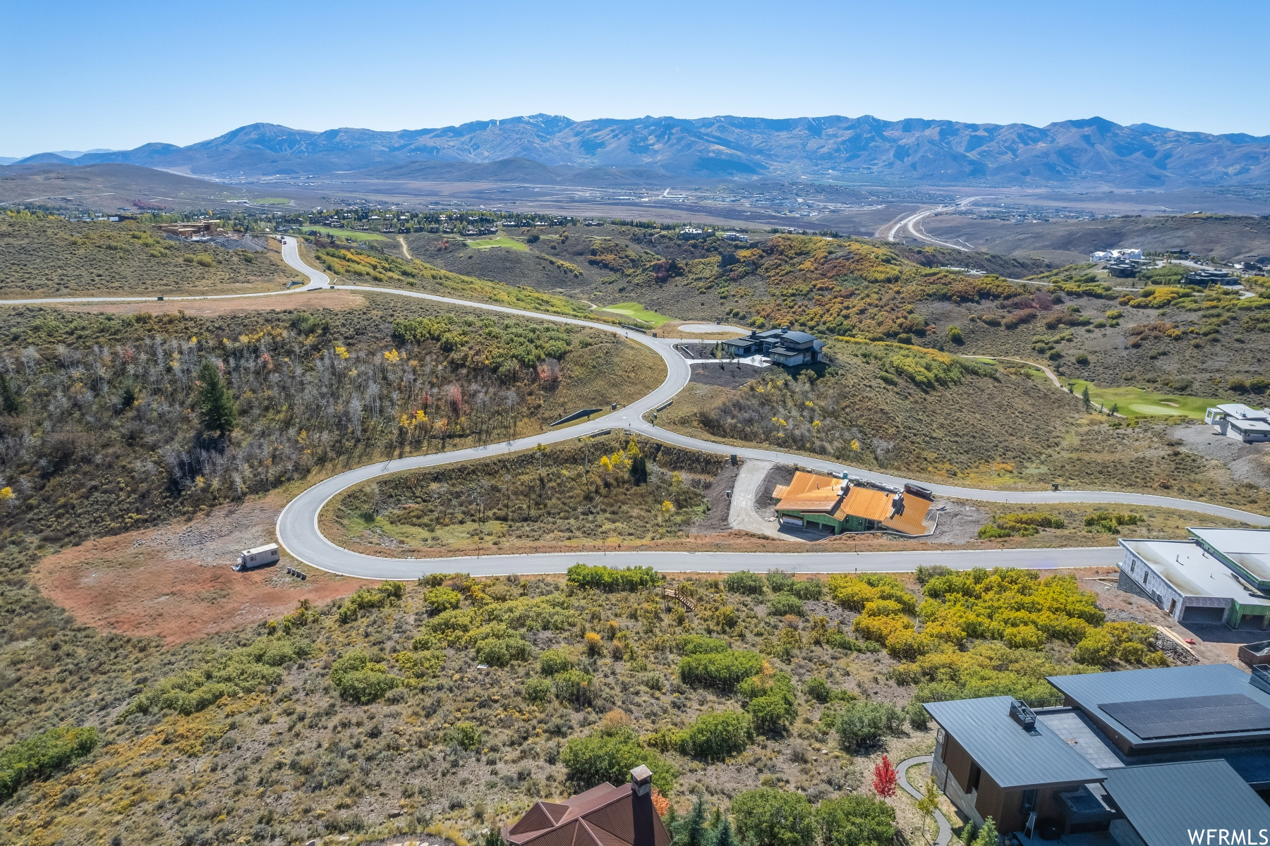 main property photo 11