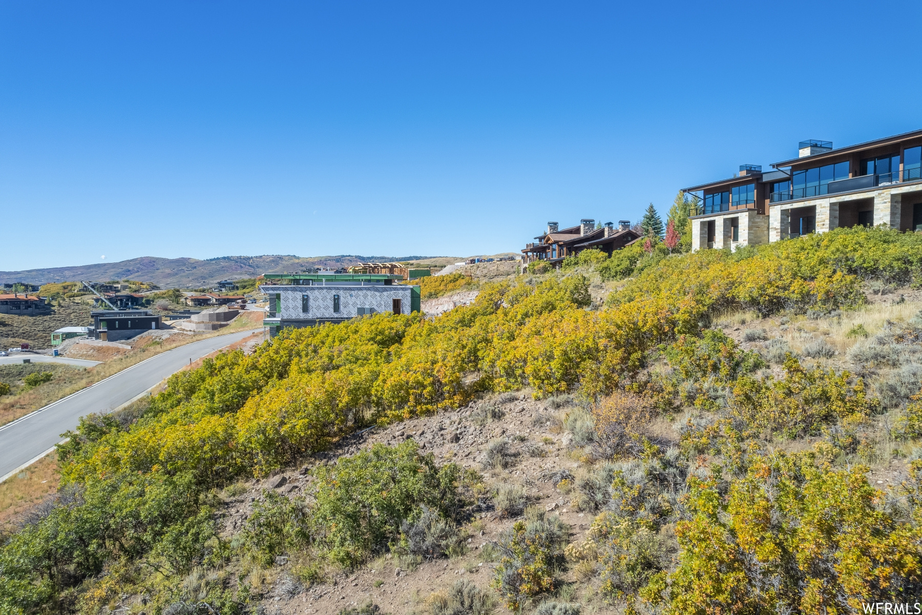 main property photo 16