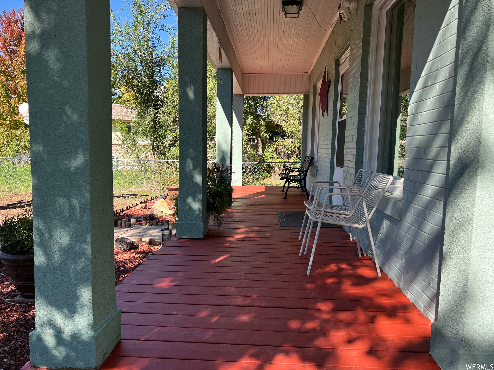 main property photo 13