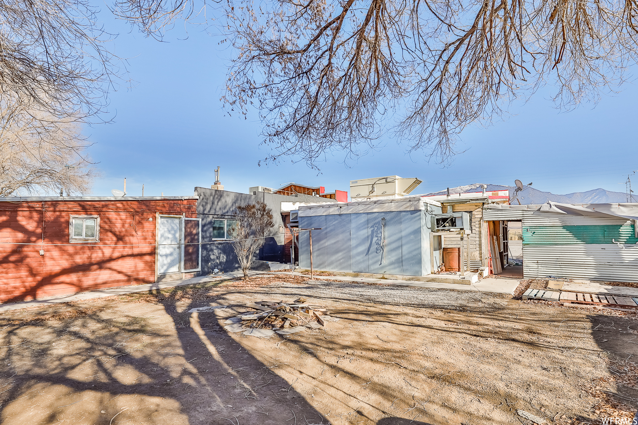 main property photo 24