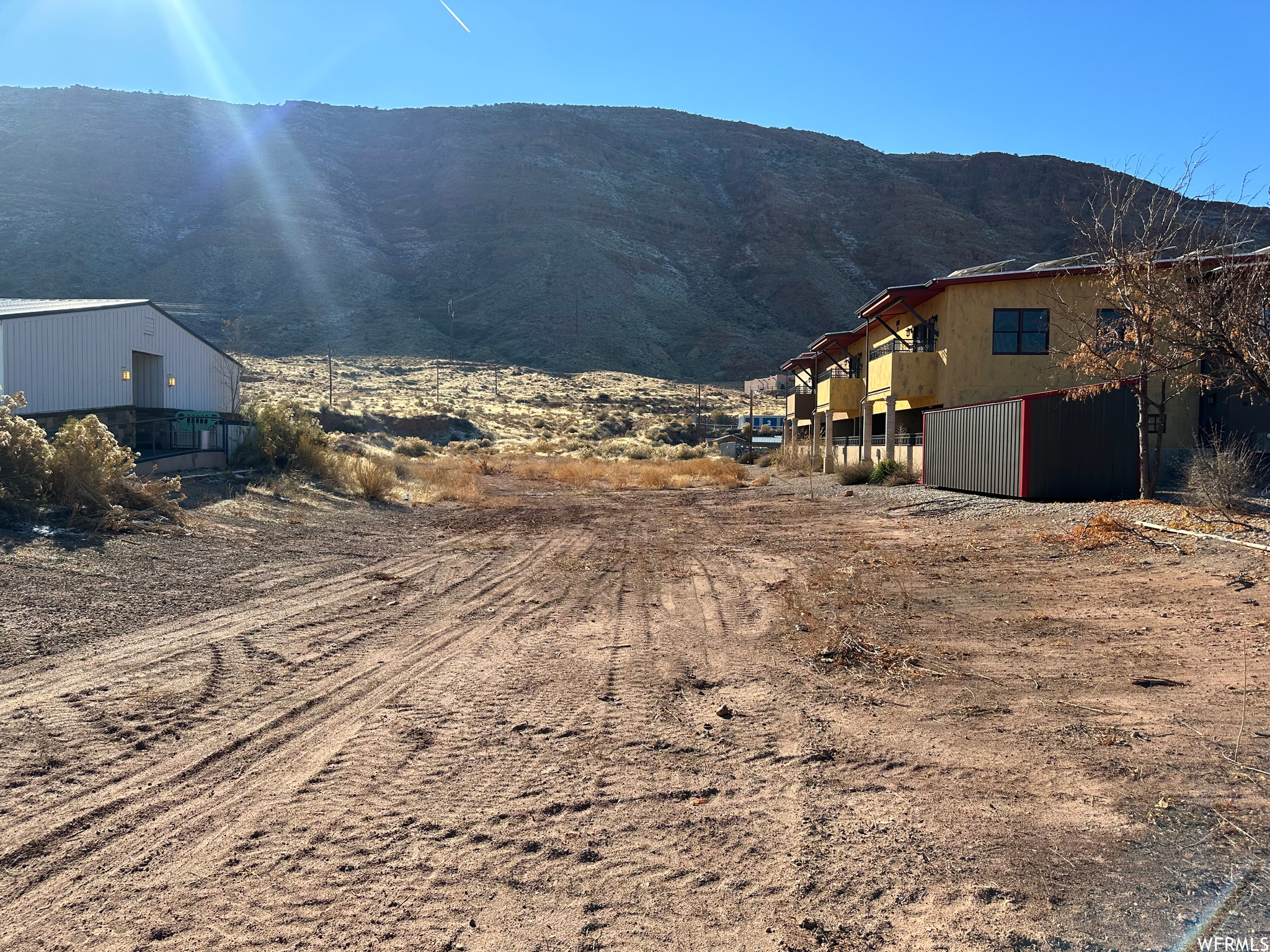 main property photo 6