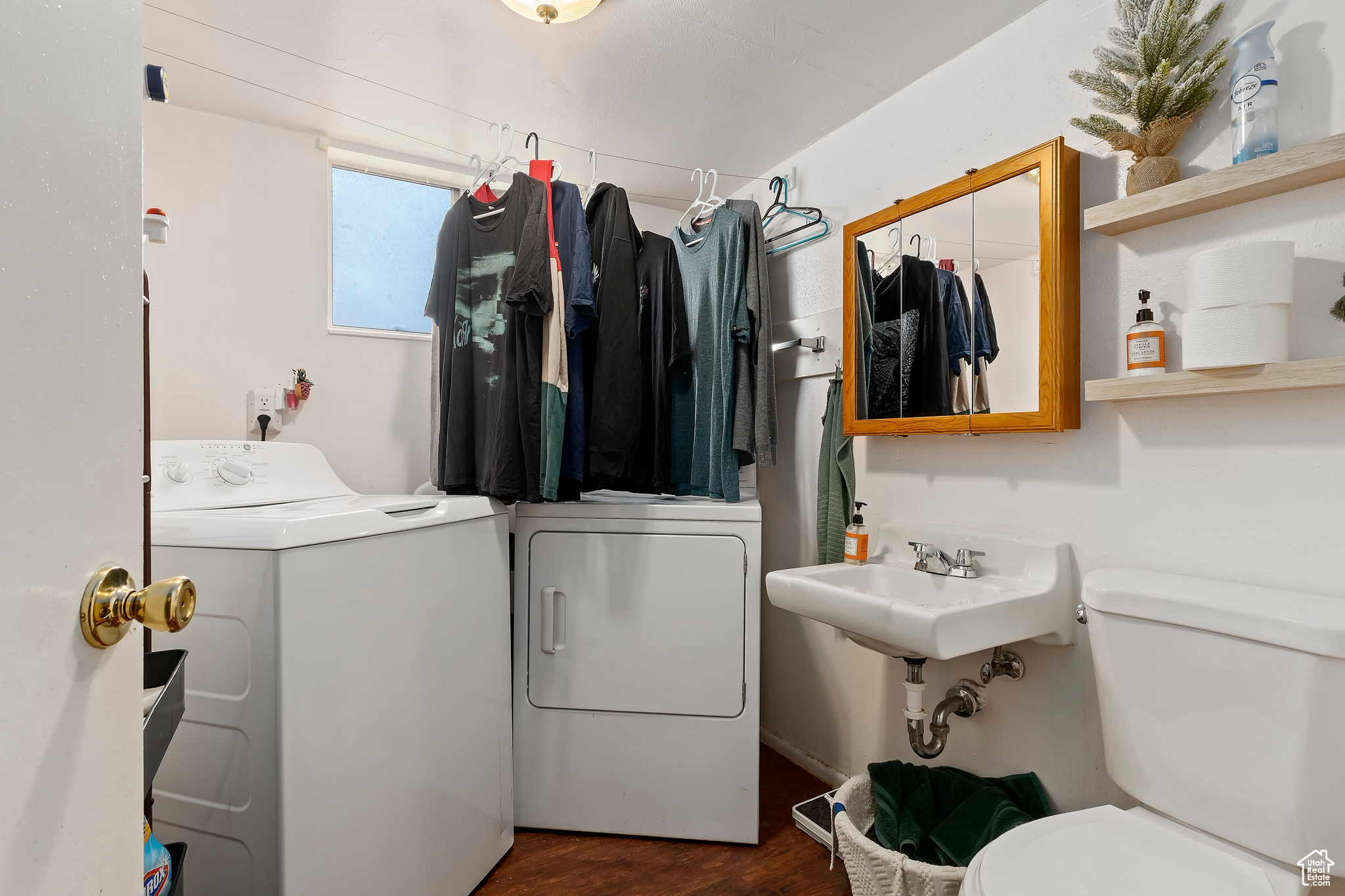 main property photo 11
