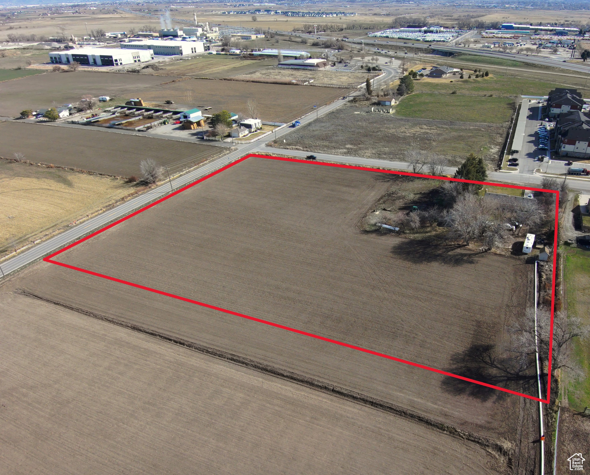 main property photo 4