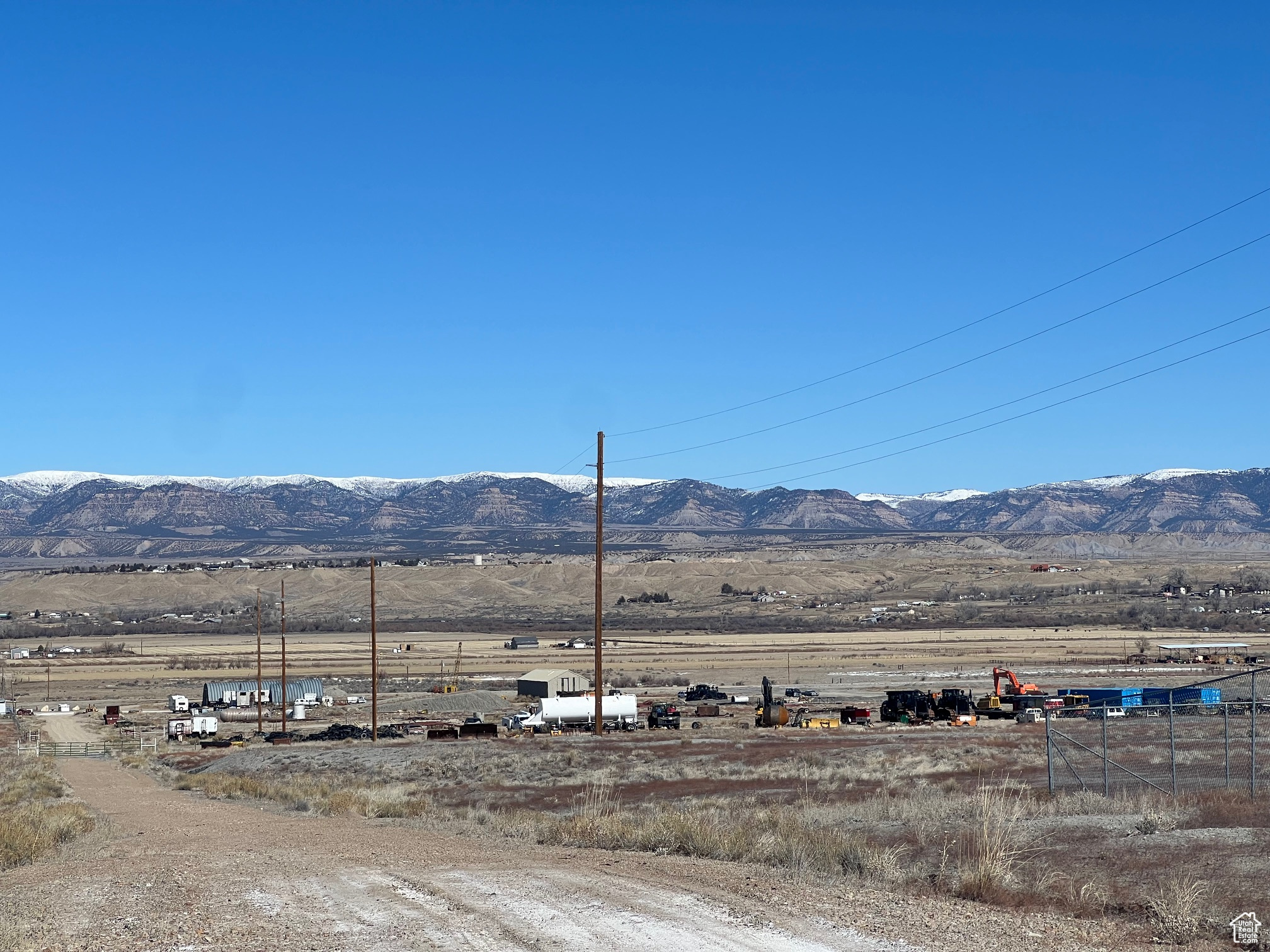 main property photo 3