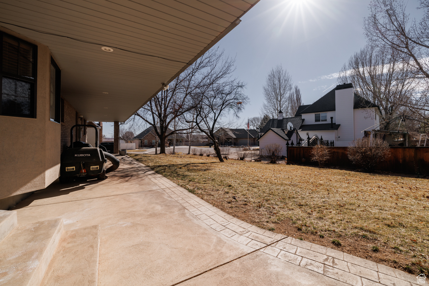 main property photo 34