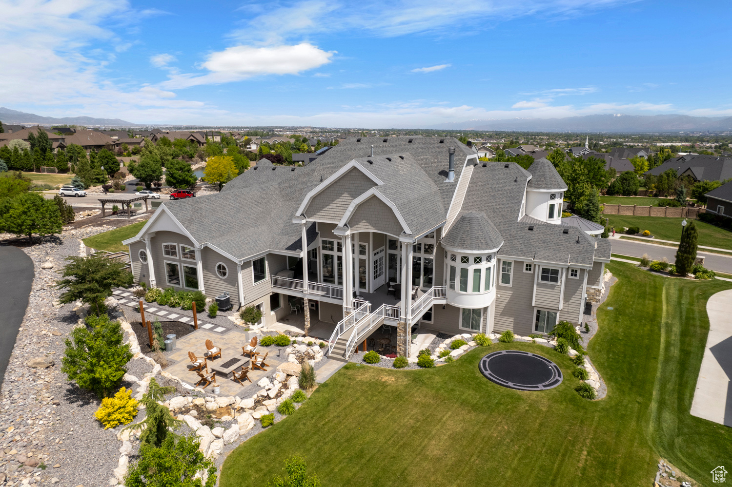 main property photo 74