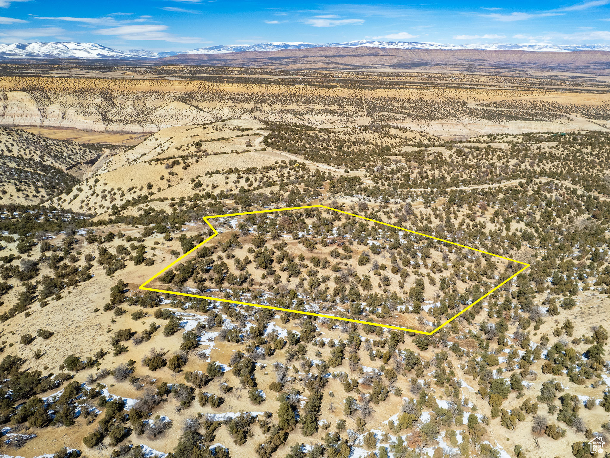 main property photo 12