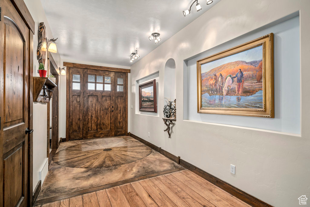 main property photo 50