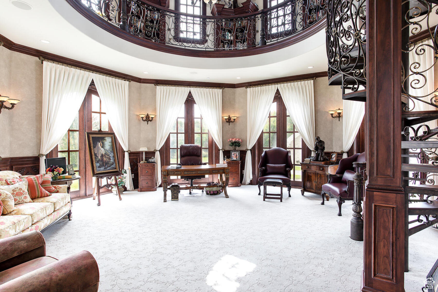 main property photo 40