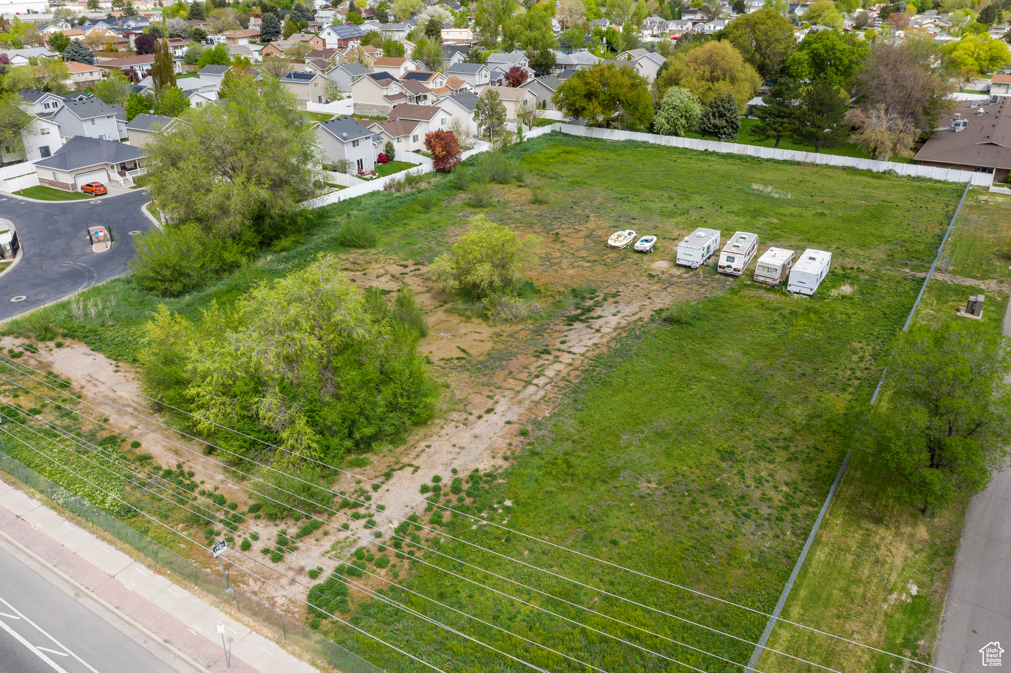 main property photo 10