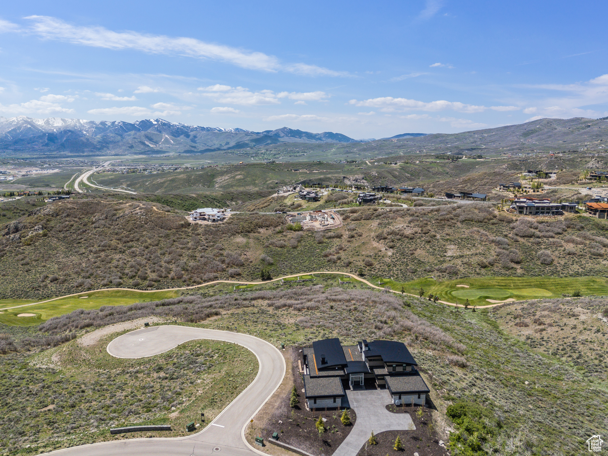 main property photo 18