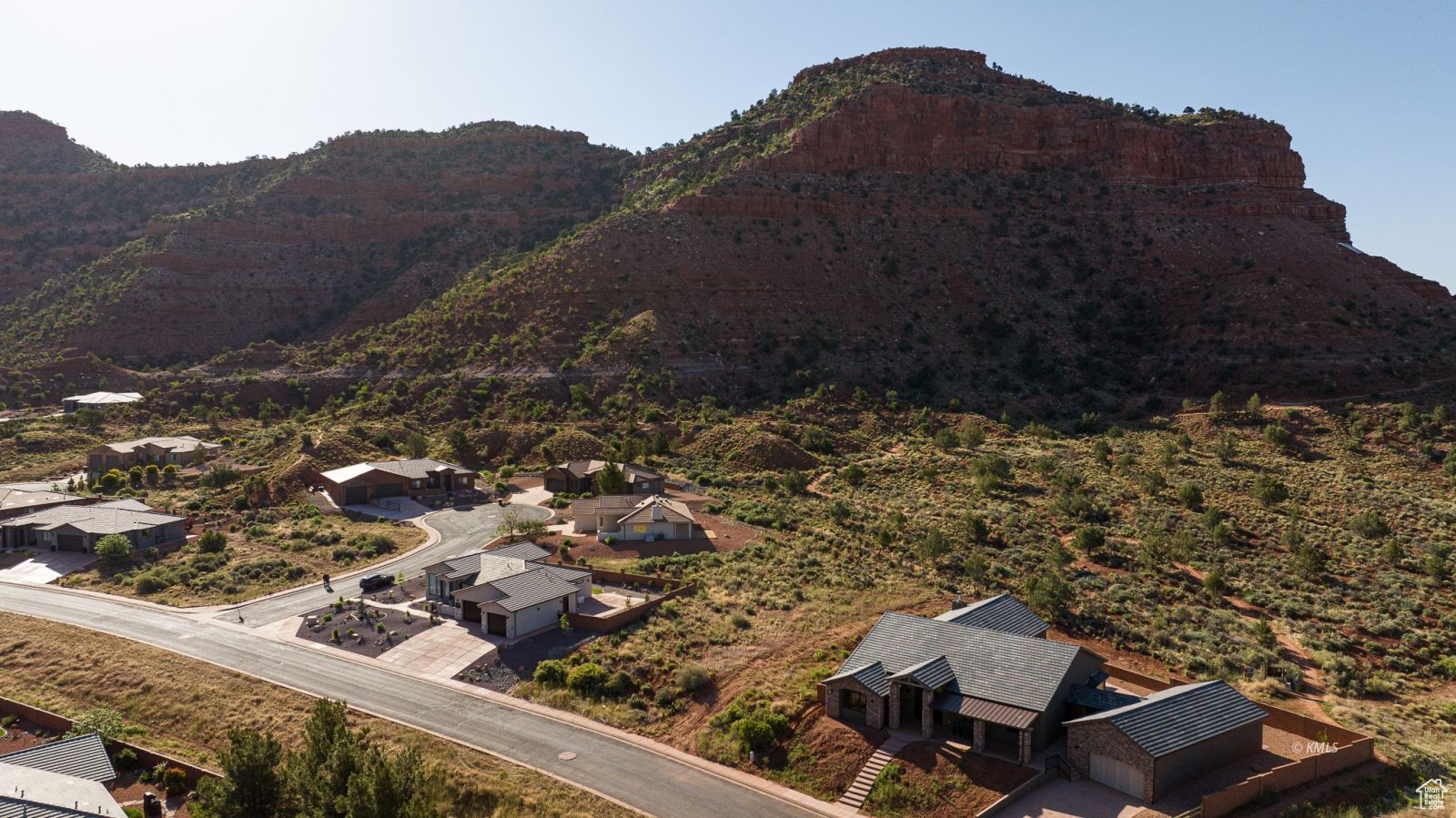 main property photo 20