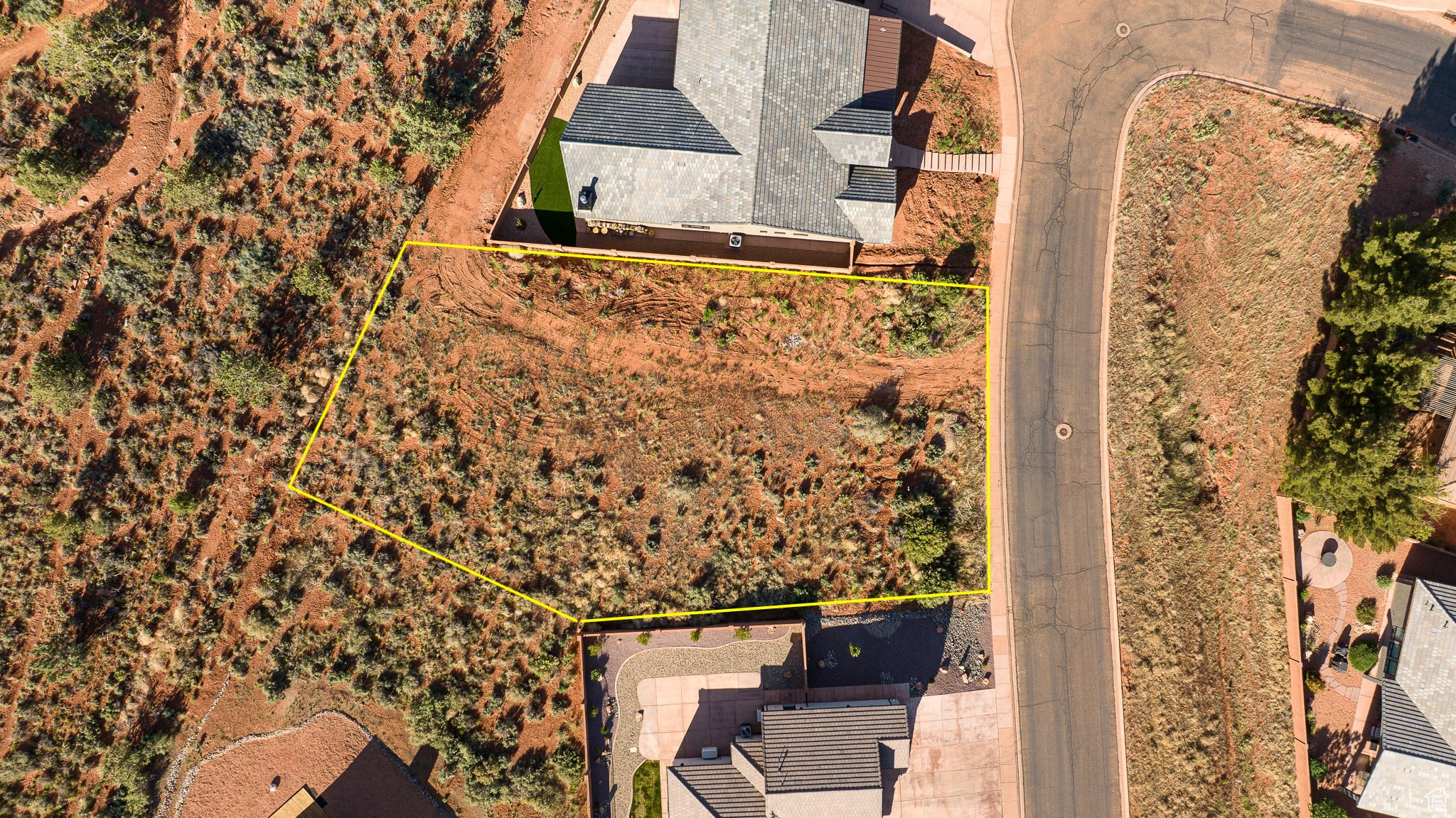 main property photo 8