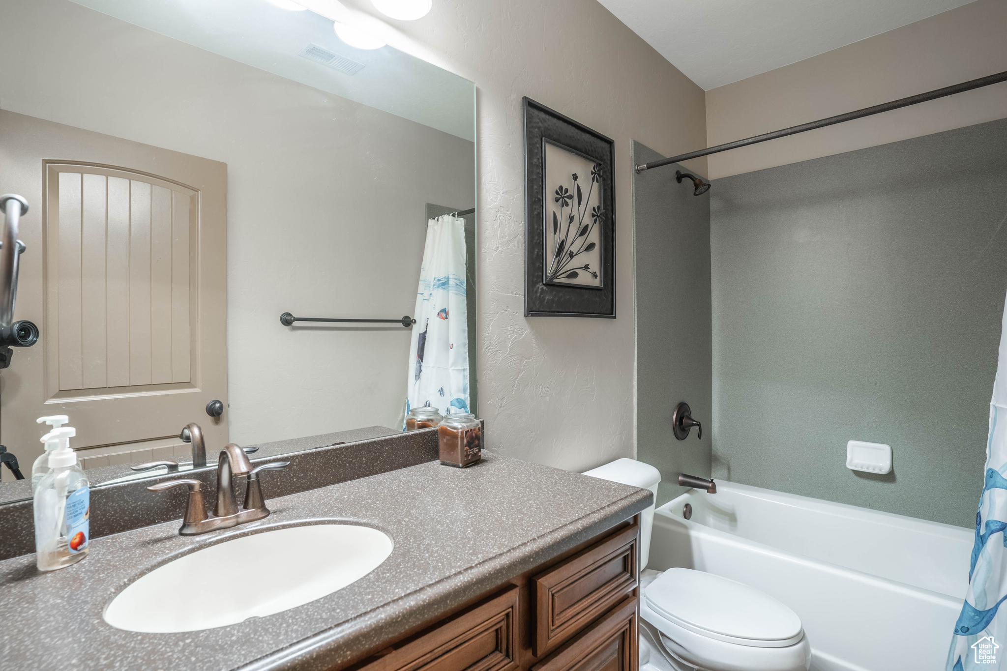 main property photo 65