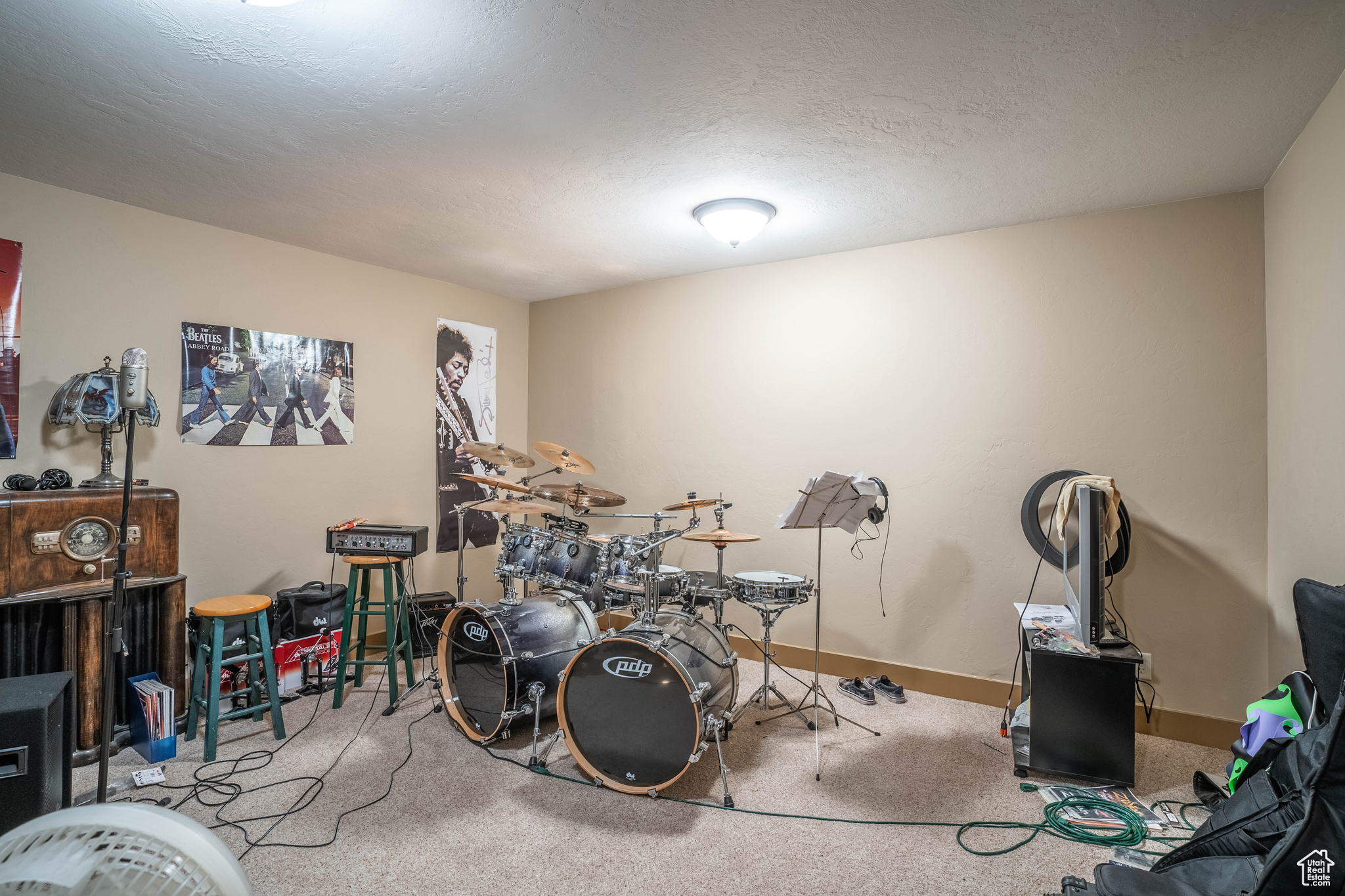 main property photo 75