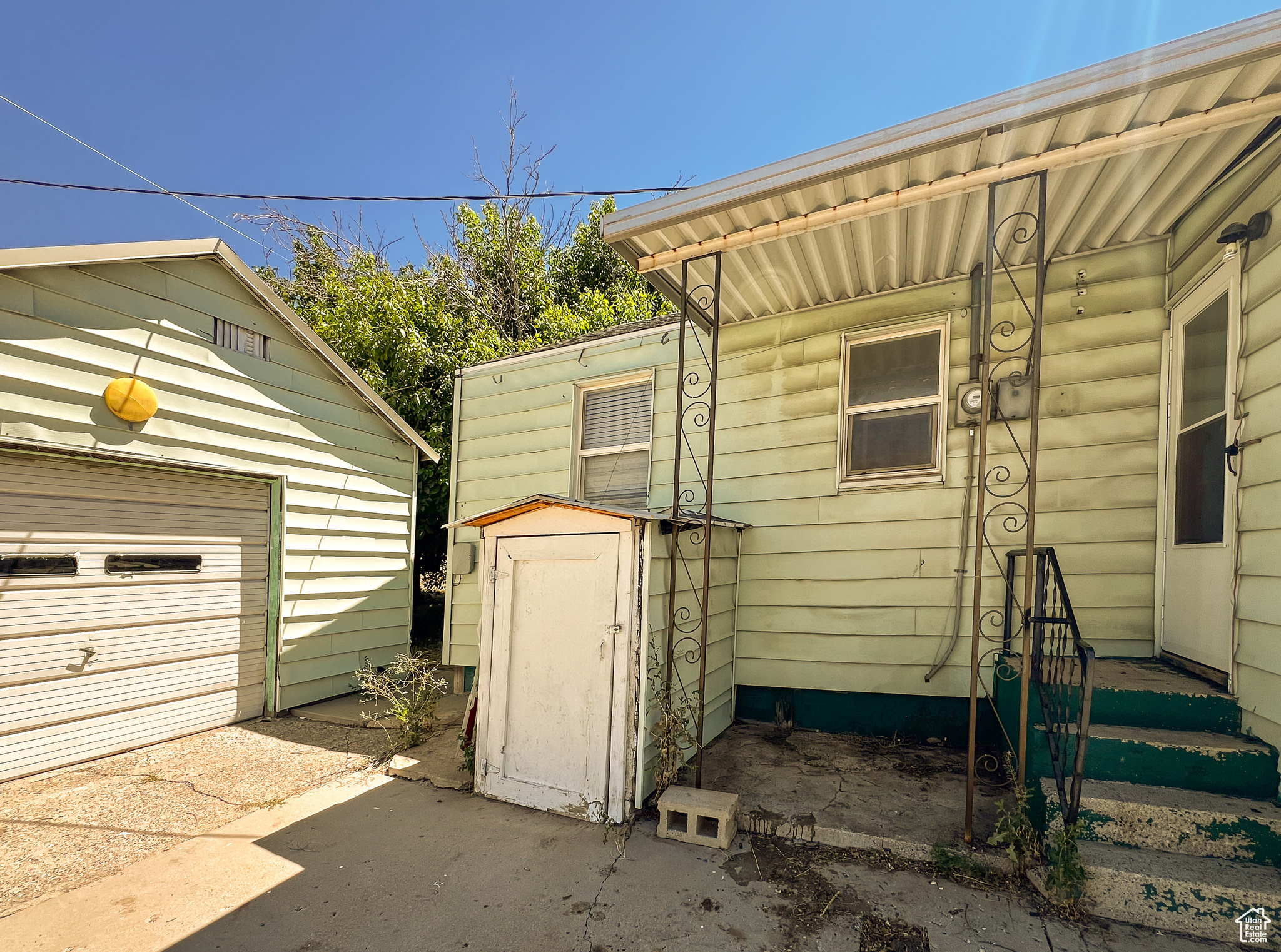 main property photo 16