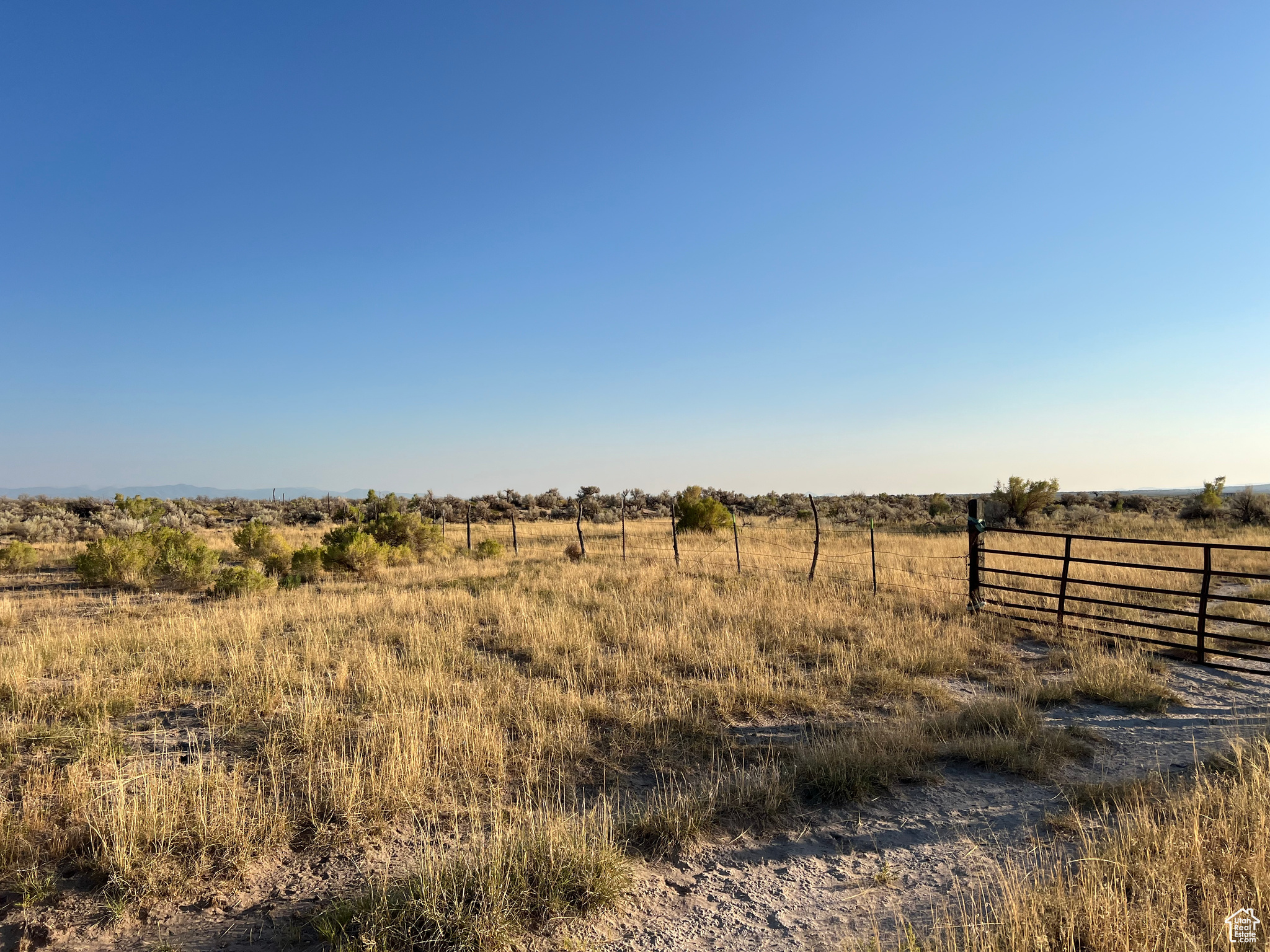 main property photo 19
