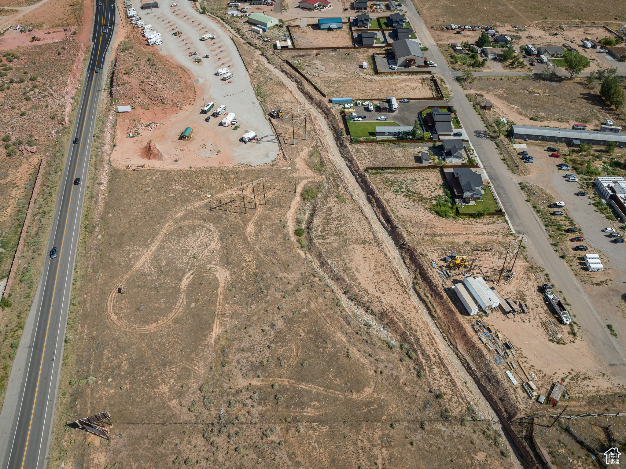 main property photo 9