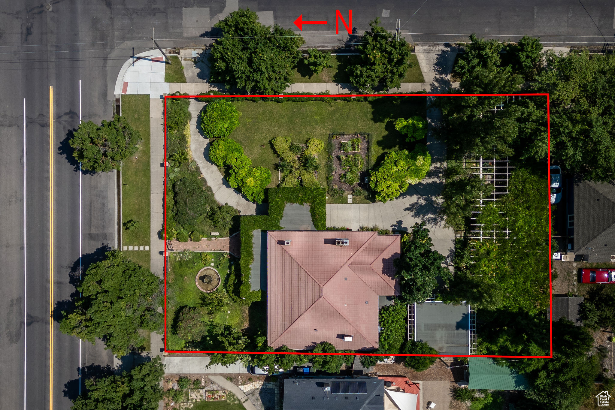 main property photo 2