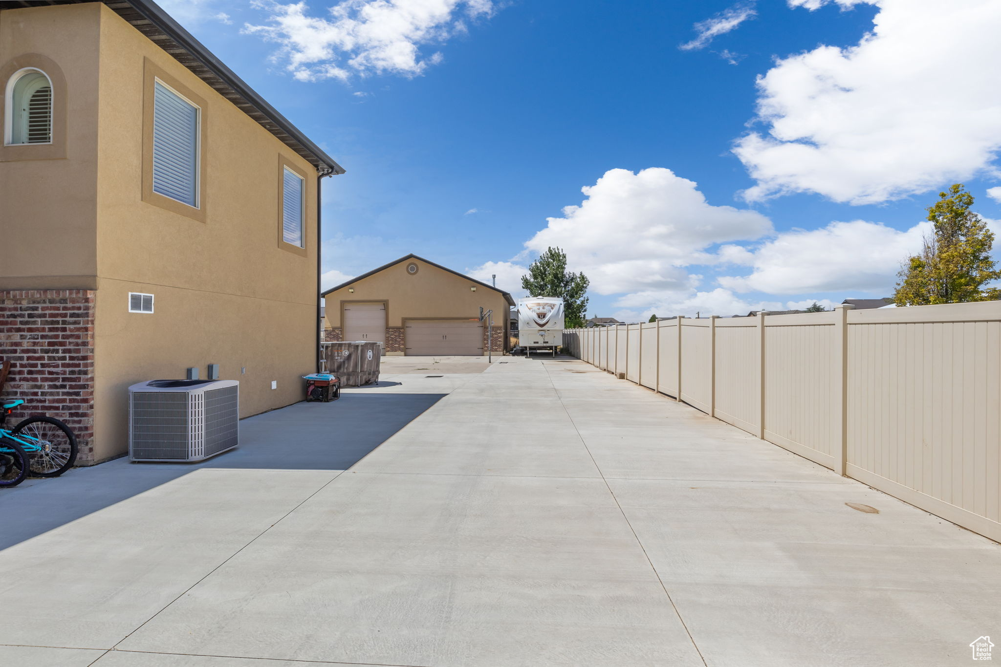 main property photo 52