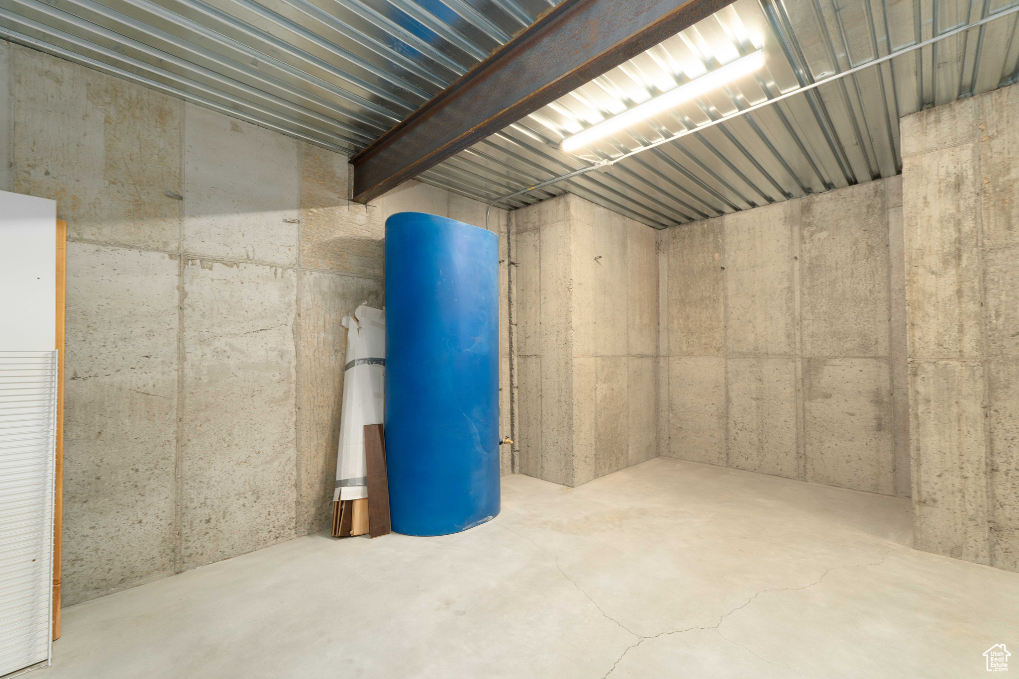 main property photo 64