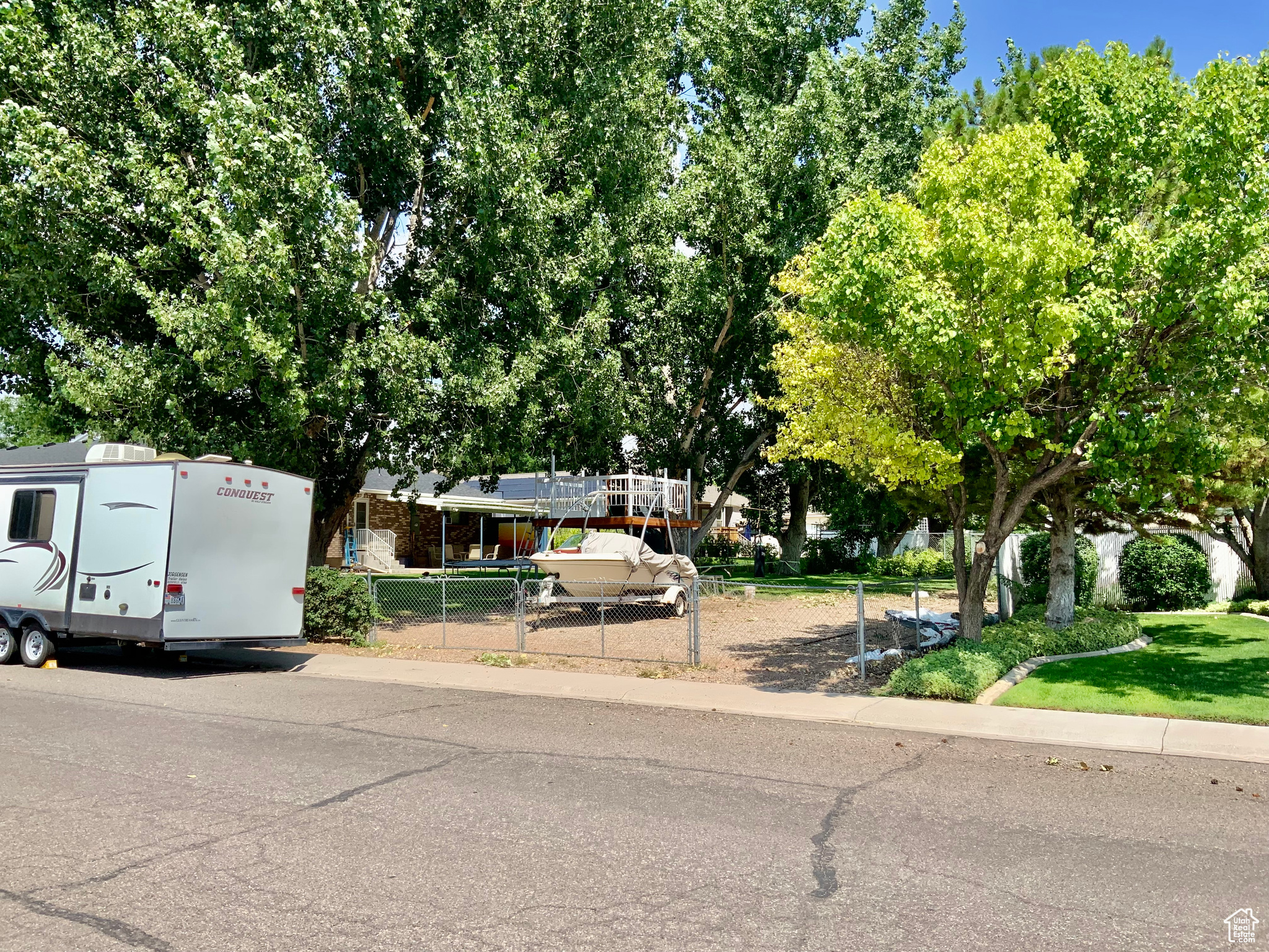 main property photo 44