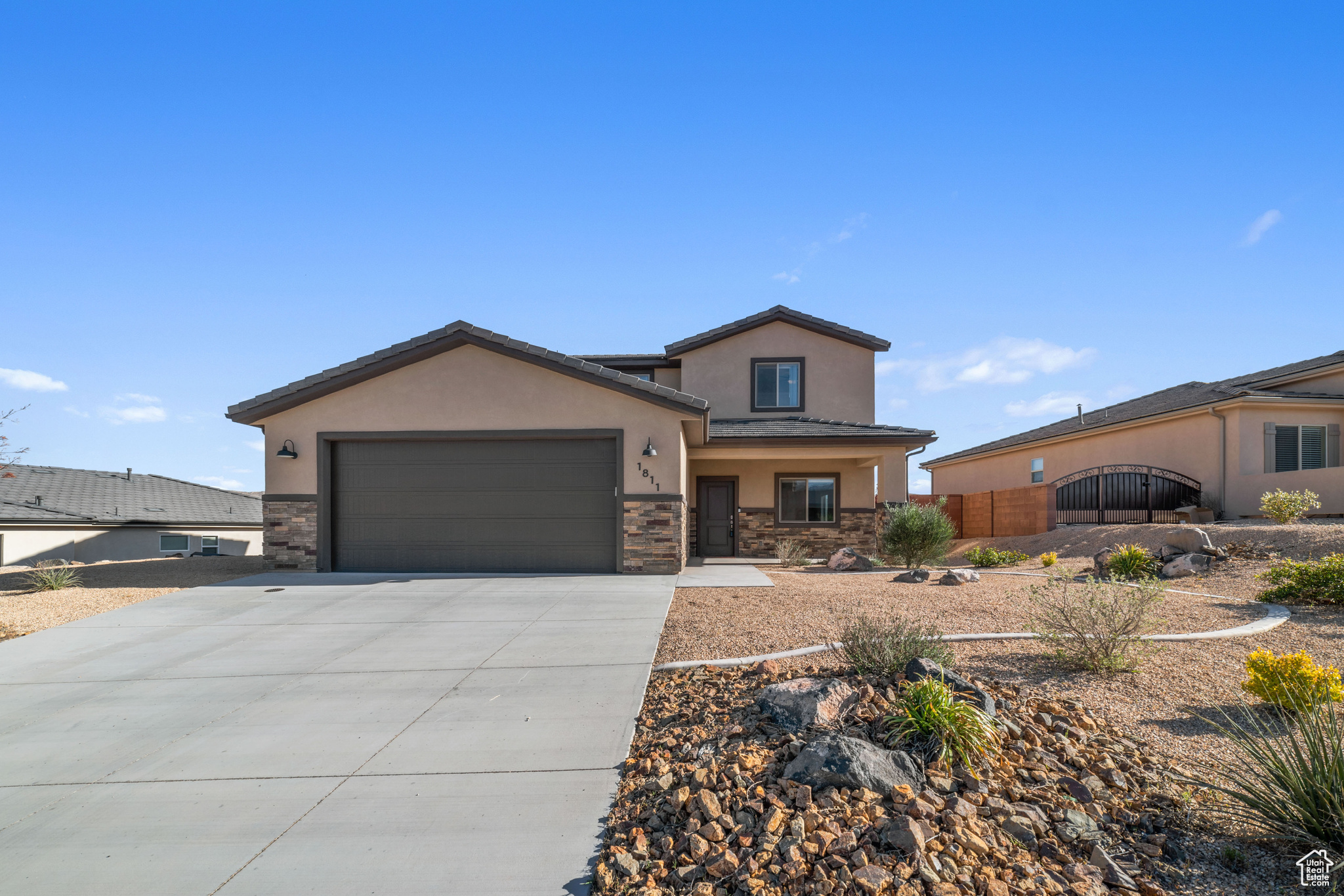 main property photo 27