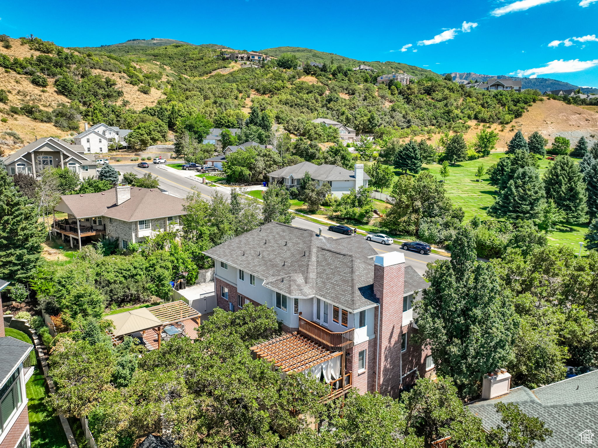 main property photo 39