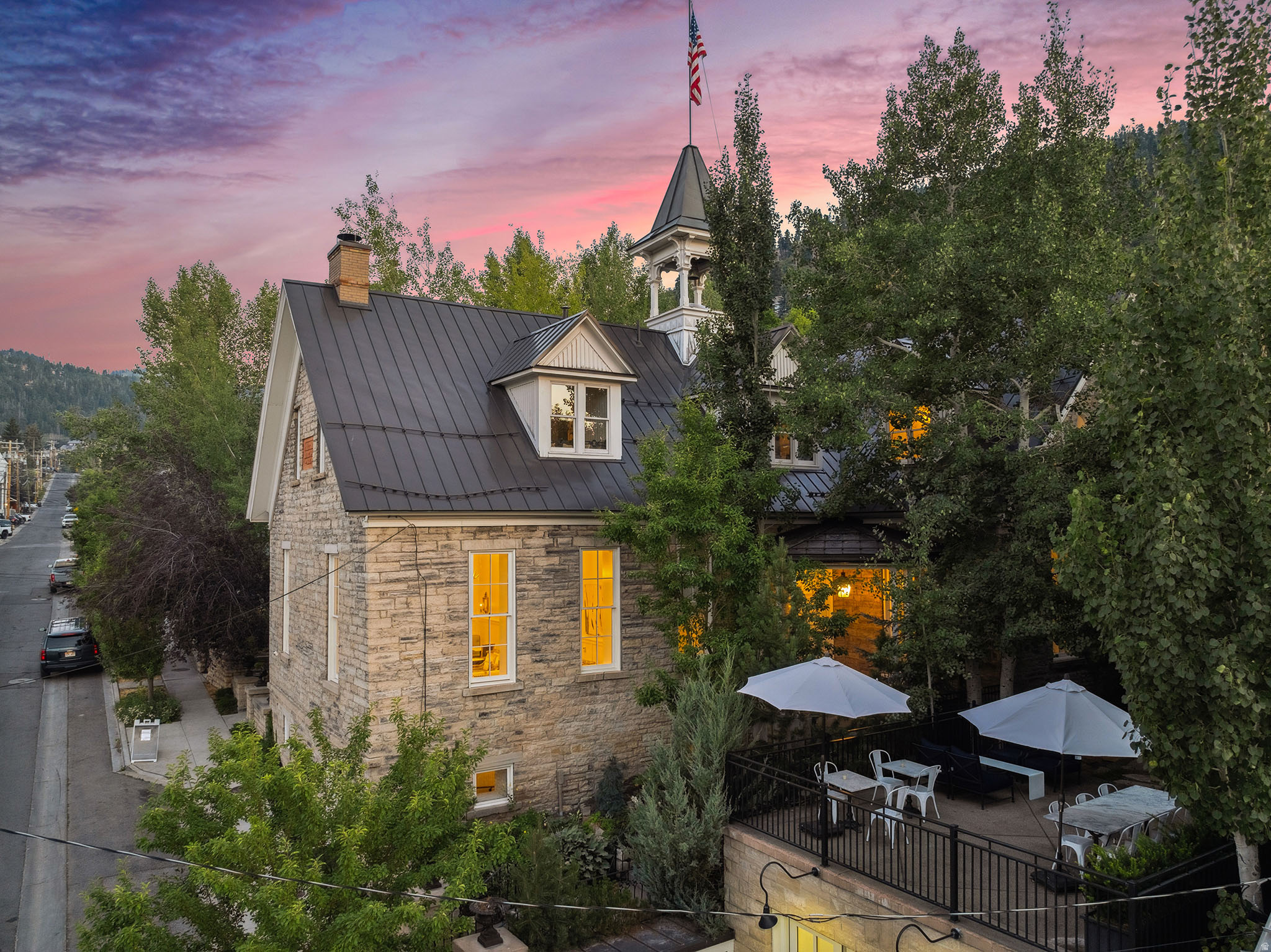 main property photo 36