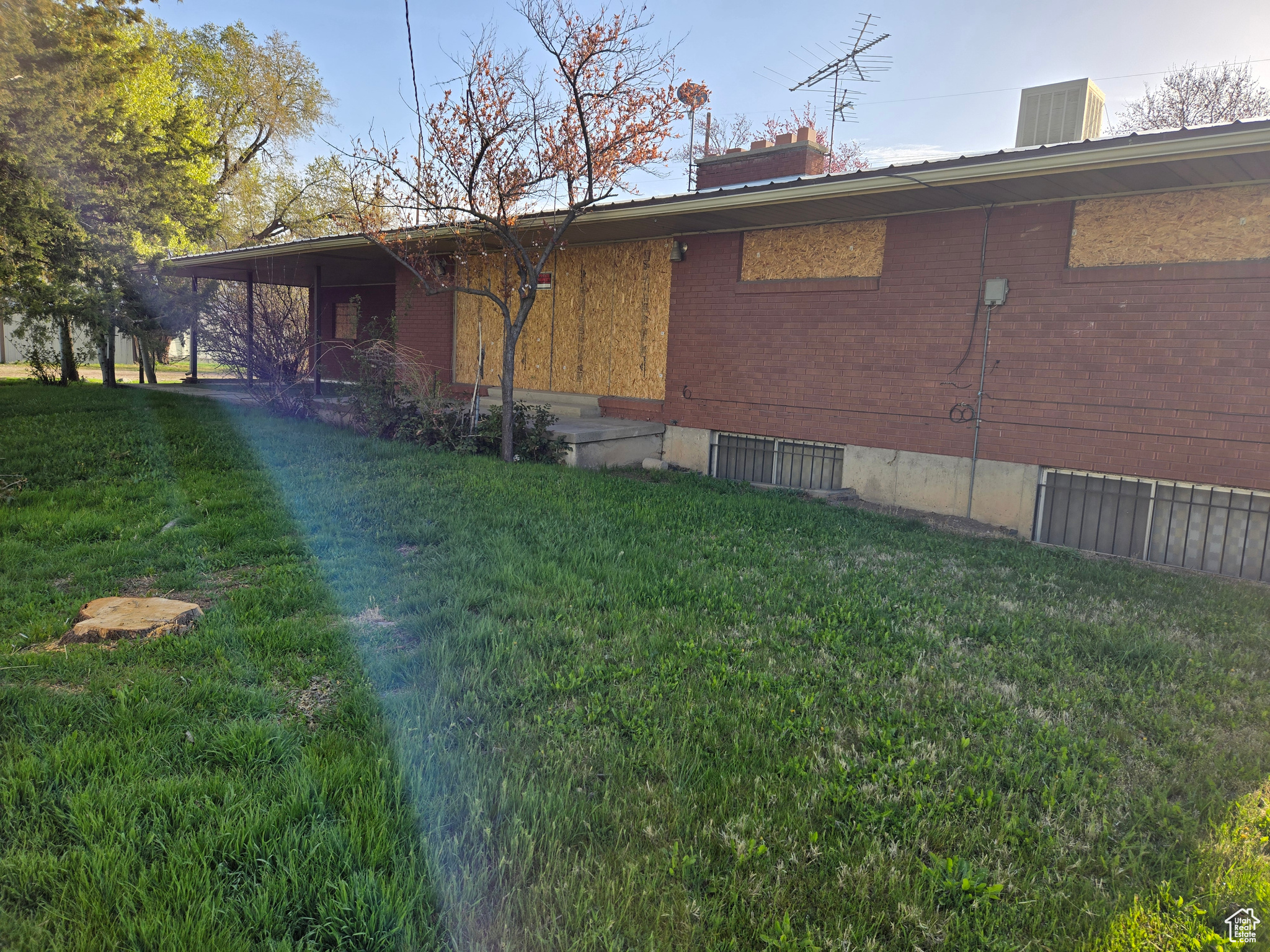 main property photo 23