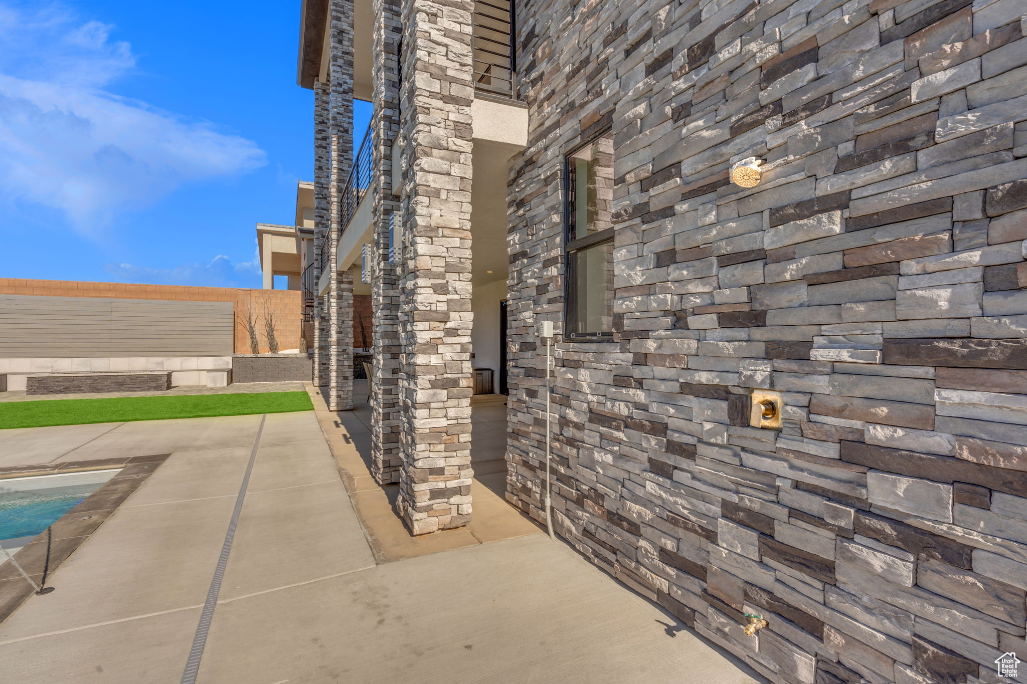 main property photo 65
