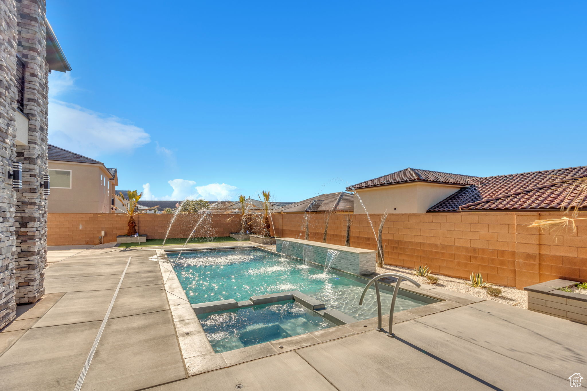 main property photo 66