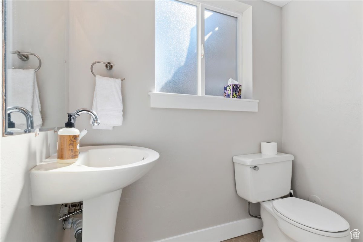 main property photo 9