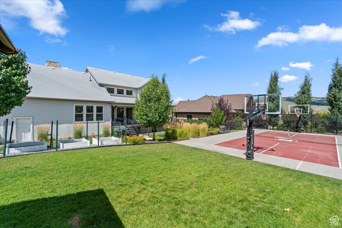 main property photo 39