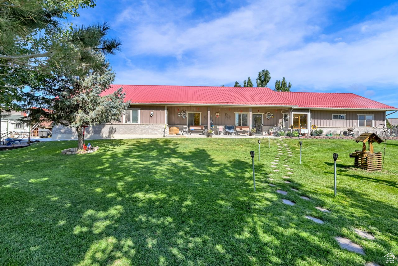 main property photo 6