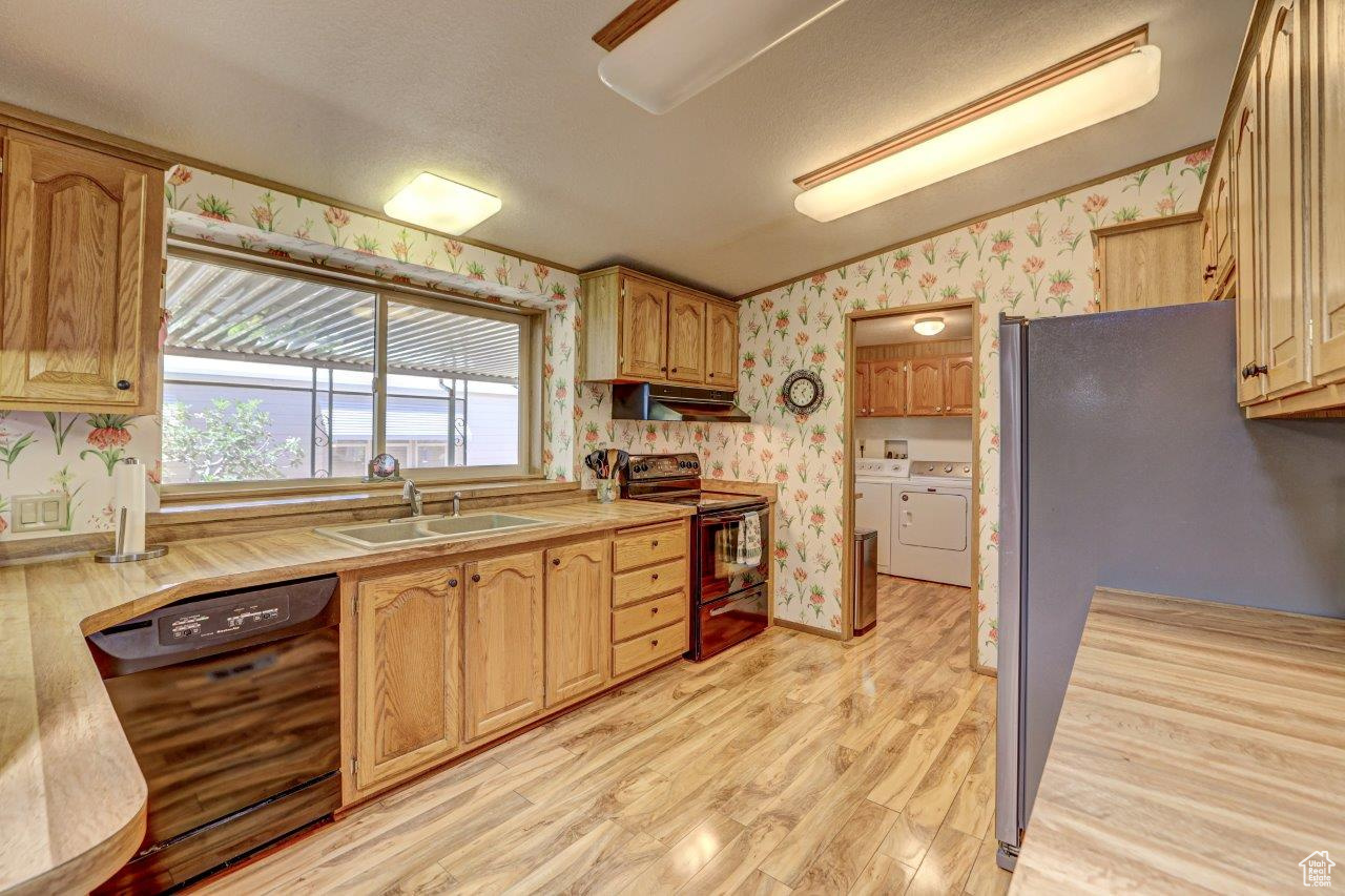 main property photo 12