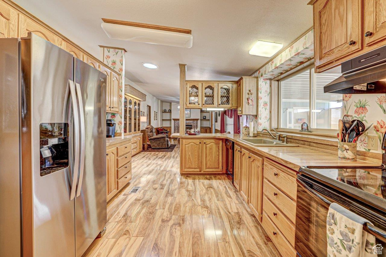 main property photo 13