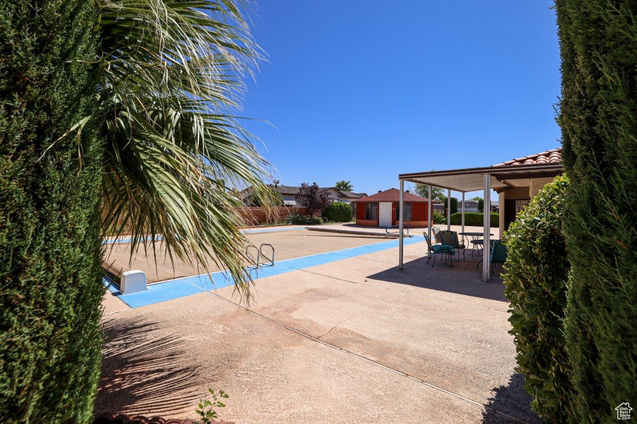 main property photo 37