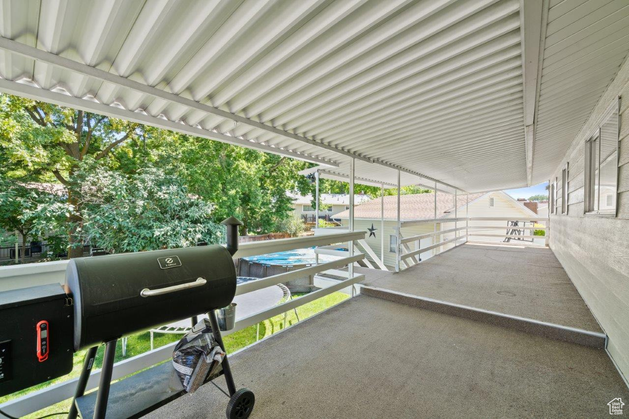 main property photo 40