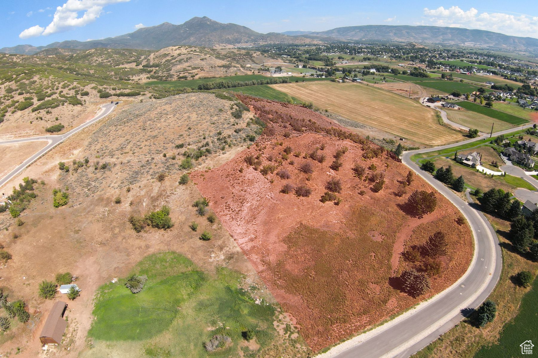 main property photo 14