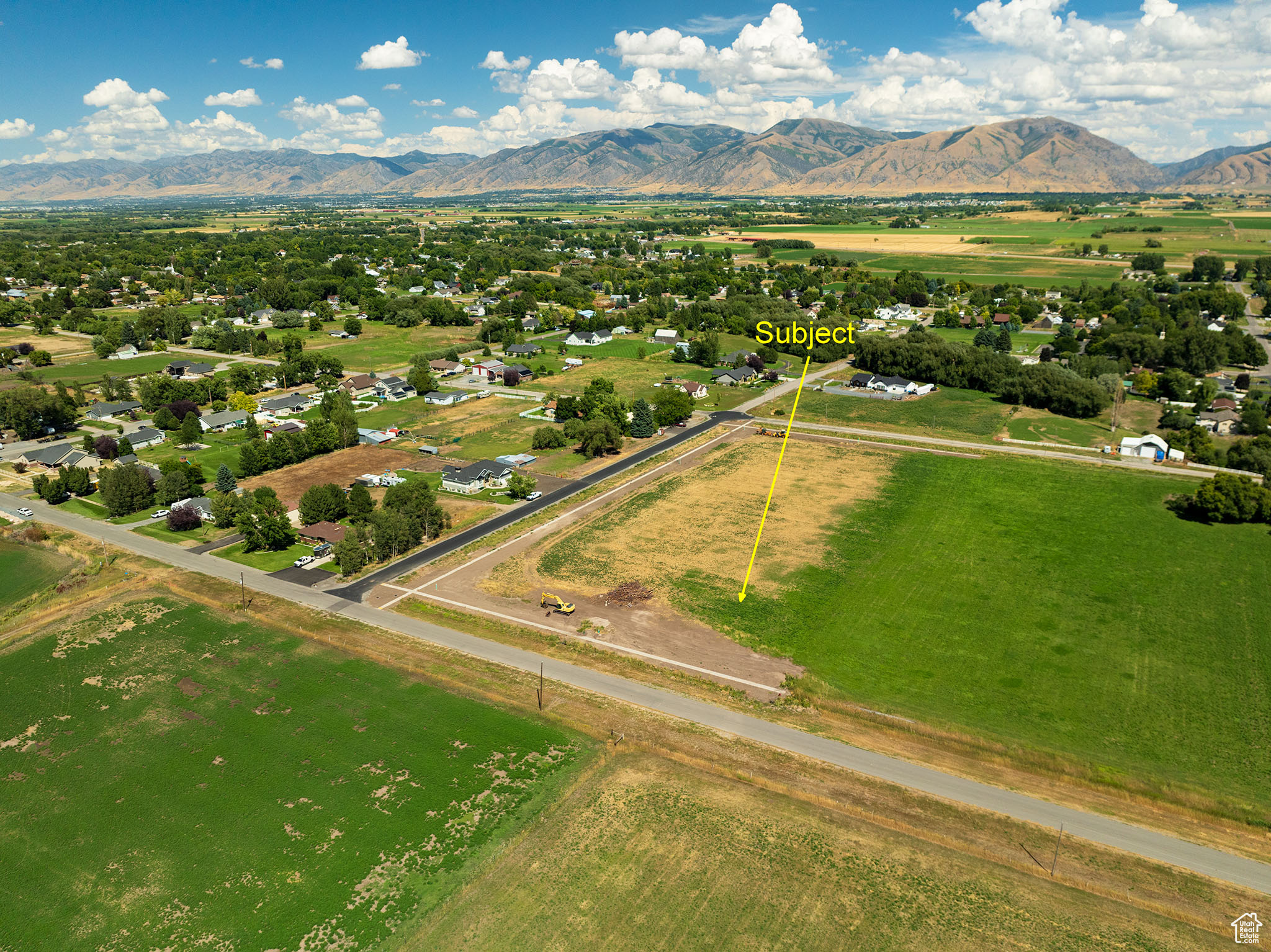 main property photo 14
