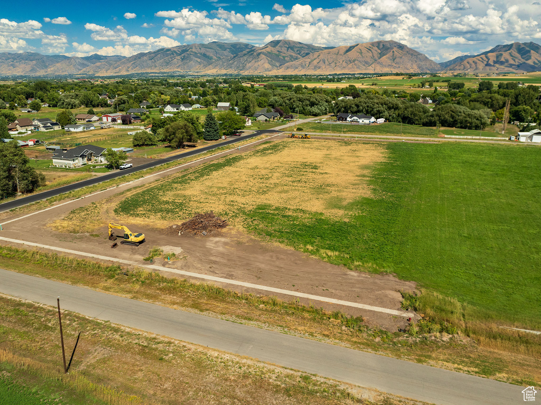 main property photo 5