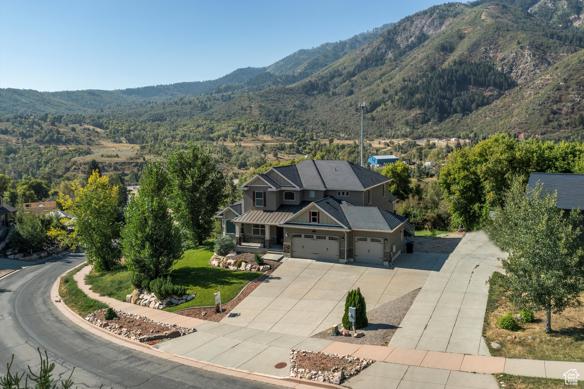 main property photo 1
