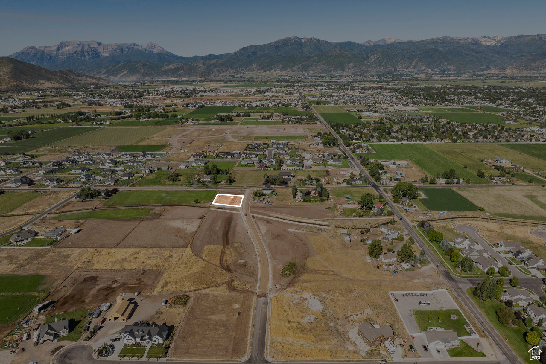 main property photo 18